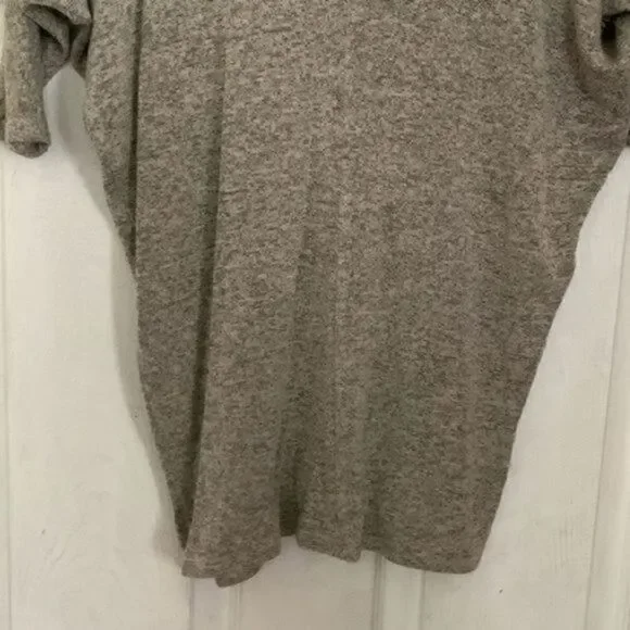 Aiden Y tan short sleeve oversized short sleeve shirt size medium - Picture 9 of 10